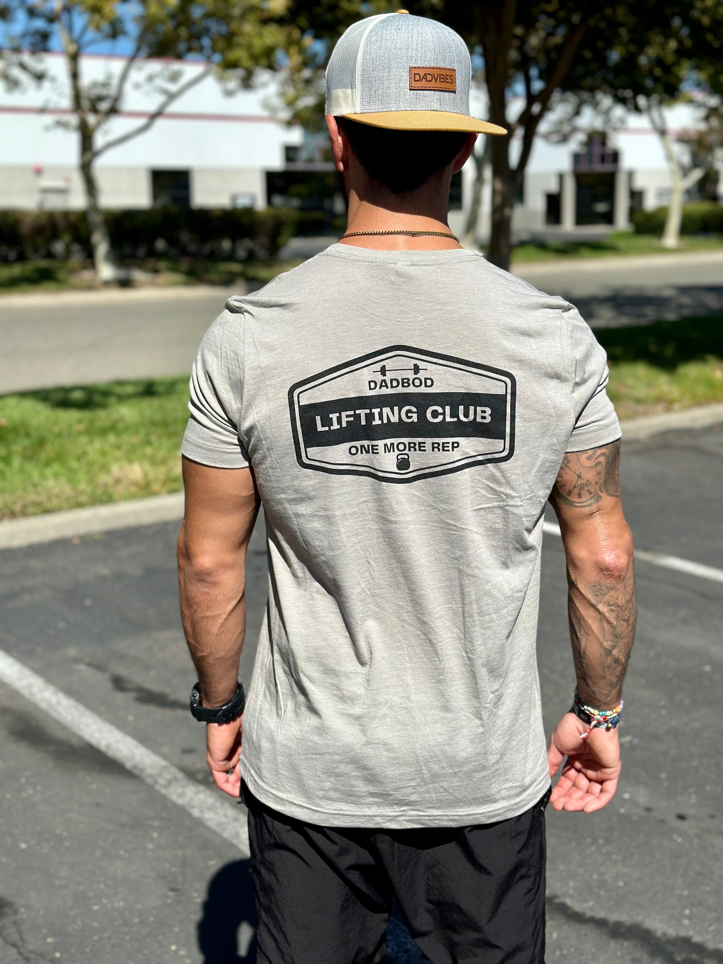 Dads Lifting Club V.3 Shirt